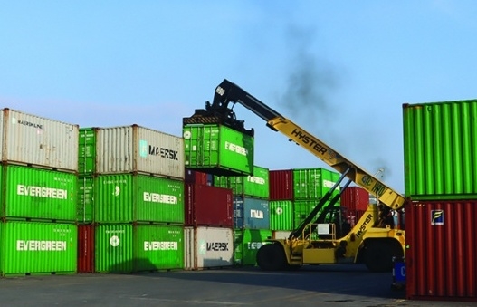Xuất nhập khẩu của doanh nghiệp “nội” và “ngoại” cùng tăng hai con số