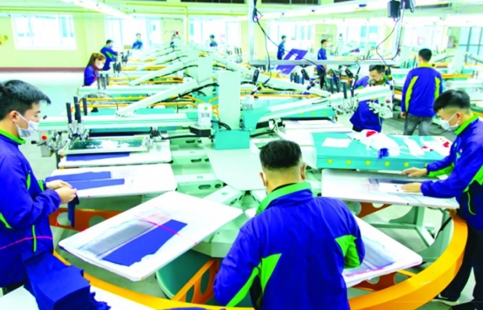 Dệt may, da giày trong vòng xoáy xanh hóa