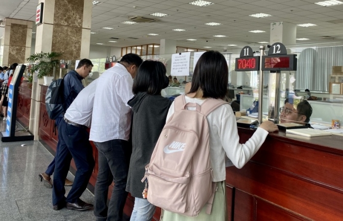 Dừng làm thủ tục hải quan doanh nghiệp nợ thuế hơn 8 tỷ đồng