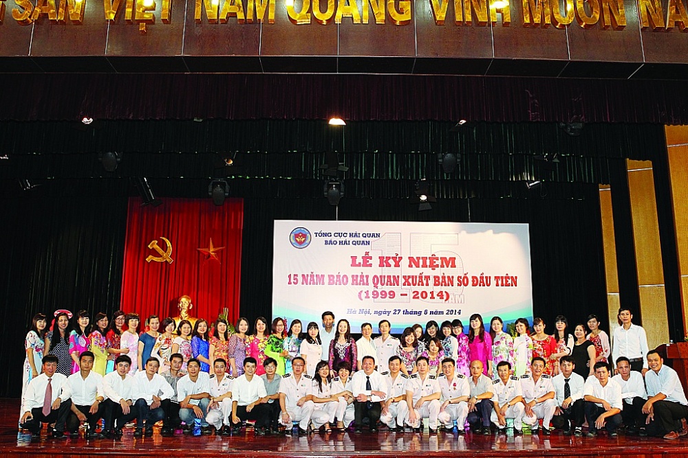 Tạp chí Hải quan 35 năm chung sức, chung lòng với Tổng cục Hải quan Tạp chí Hải quan 35 năm chung sức, chung lòng với Tổng cục Hải quan