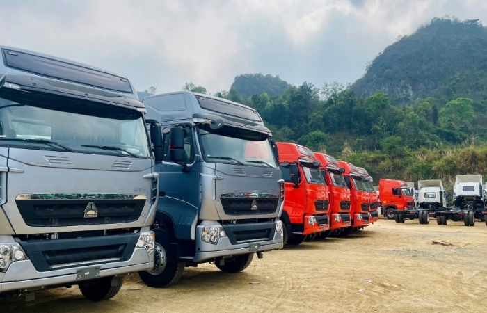 Lạng Sơn gỡ khó cho doanh nghiệp nhập khẩu ô tô
