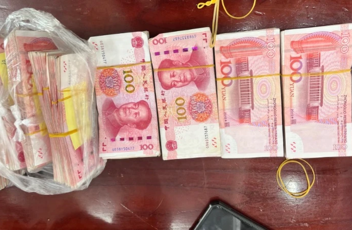 Khởi tố vụ vận chuyển ngoại tệ trái phép qua cửa khẩu Lào Cai