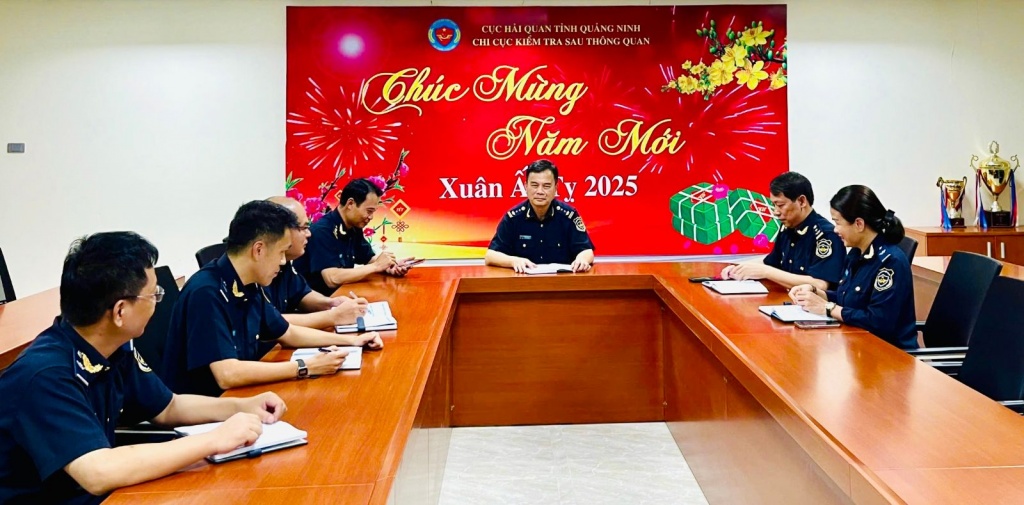 Họp Tổ triển khai rà soát các sản phẩm ứng dụng AI