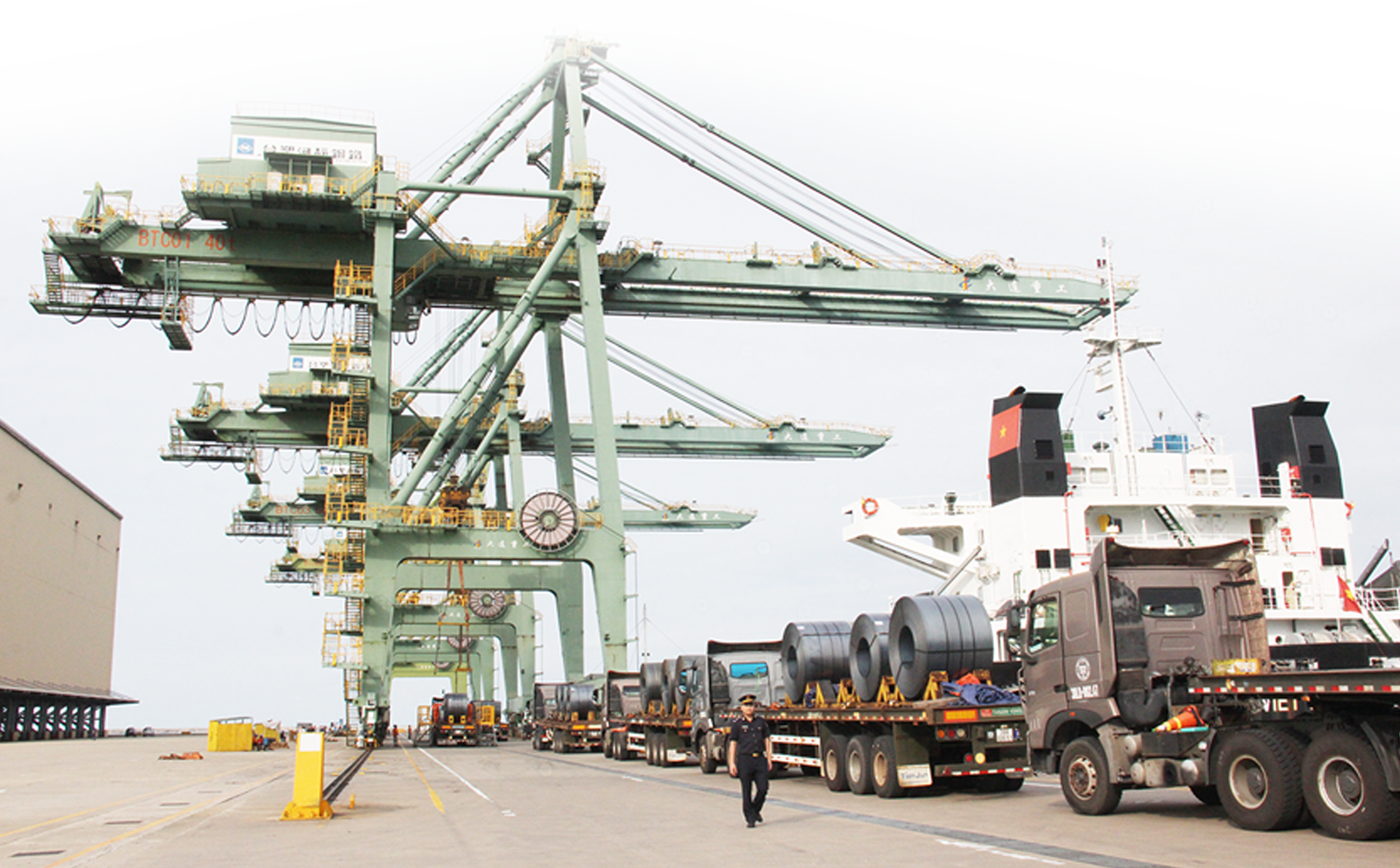 MEGASTORY: Cải cách thủ tục hải quan, góc nhìn từ TFP