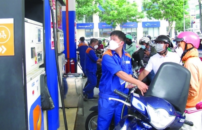 Thực hiện giảm thuế bảo vệ môi trường đối với xăng, dầu, mỡ nhờn từ 1/1/2023