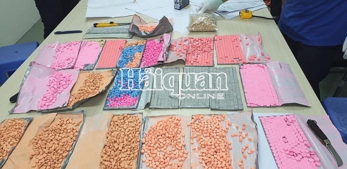 Dồn dập bắt ma tuý trong tháng cao điểm