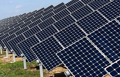 Giảm rủi ro phòng vệ thương mại nhắm vào ngành sản xuất pin năng lượng mặt trời