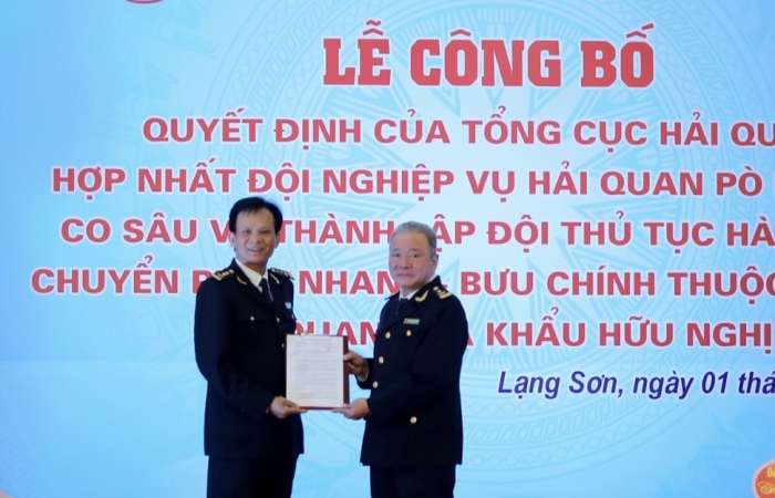 Ra mắt Đội Thủ tục hàng hóa chuyển phát nhanh - bưu chính thuộc Hải quan Hữu Nghị
