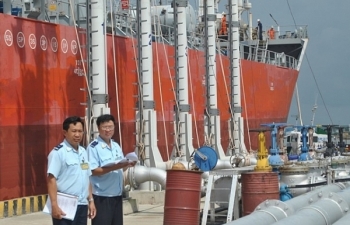 Không phải nộp thuế BVMT với dầu nhờn pha chế xuất bán